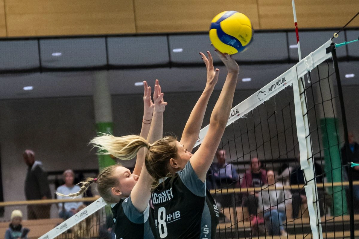 SV Lohhof, Spielszene, Block (Foto: David Löffler)