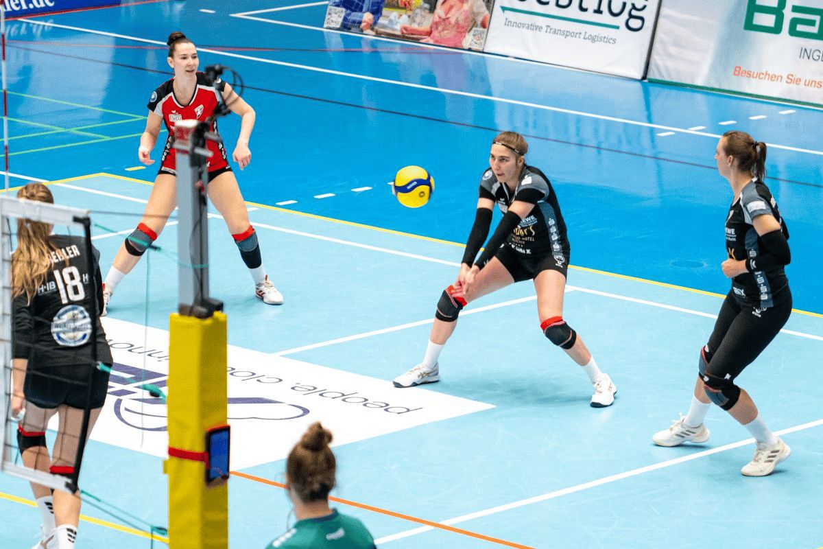 Mit voller Konzentration werden Katharina Richter, Amelie Busch und Natascha Oßner-Niemczyk am Samstag auftreten. (Foto: David Löffler)