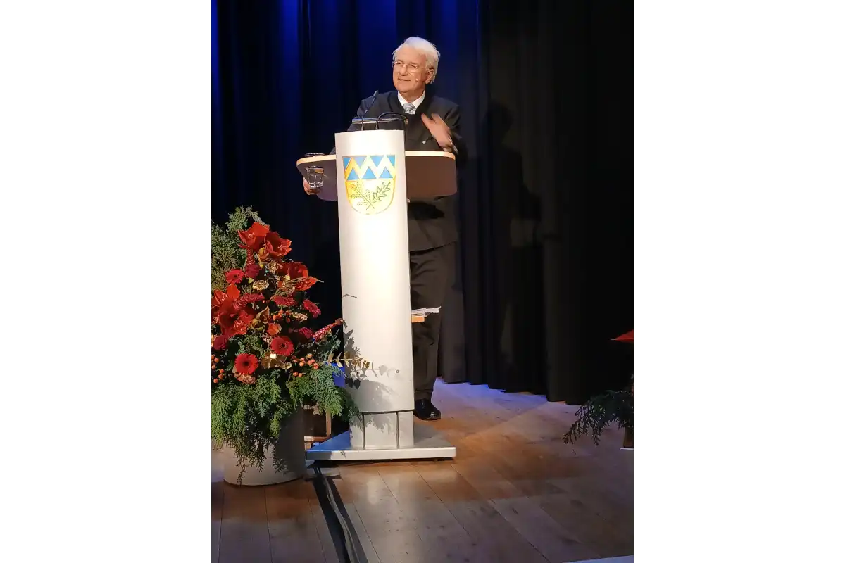 Kabarettist Wolfgang Krebs als Edmund Stoiber (Bild: Helmut Göbel)